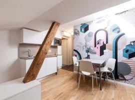 Stay COOPER l Capitol Rooms, homestay in Bolzano