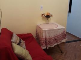 Kitnet novo, completo com AR, 10km da Igreja do Bonfim e 13km do Pelourinho, Centro. – hotel w mieście Salvador