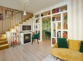 Spacious apartment in Estoril with private garden, 120 m²