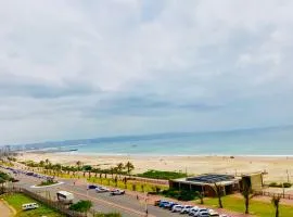 605 Tenbury Beach Apartment