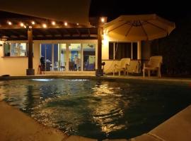Puerto San José, Casa 33 Condominio Alta Mar, hotel in Chulamar