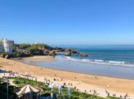 L'océan à perte de vue, la grande plage à vos pieds, hotel cerca de Mediateca de Biarritz, Biarritz