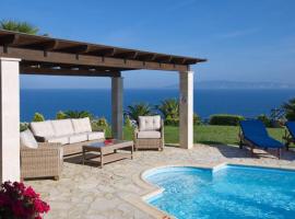 Villa in Kleismata Sleeps 7 includes Swimming pool and Air Con 8 5, hotel in Klísmata