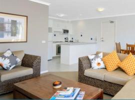 Perfect Family Holiday Apartment - Flynns Beach, hotel en Port Macquarie