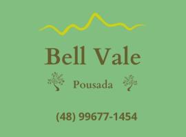 Bell vale – hotel z parkingiem w mieście Lauro Müller