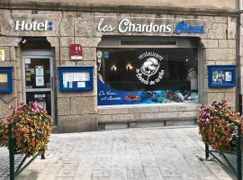 Logis Hôtel Les Chardons Bleus RESTAURANT LE BISTROT DE LA MER, хотел в Роскоф