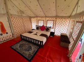 Resort Travel Jaisalmer, hotel in Jaisalmer