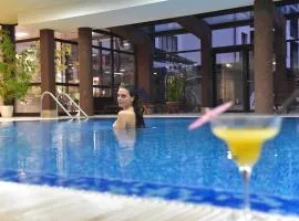 Royal Bansko - Half Board Plus & All Inclusive - Hot Pool & Jacuzzis