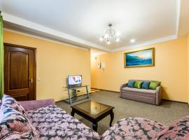 2к квартира біля Олімпійського, Центр, hotel near Olimpiiska Metro Station, Kyiv