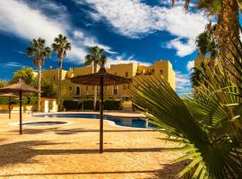 ALKABIR sea view beach bungalow, Hotel in El Campello