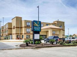 Quality Suites Baton Rouge East - Denham Springs, hotell i Baton Rouge