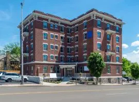 Quality Inn & Suites Kansas City Downtown