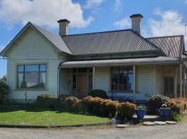 Century House B & B flatlette, hotel with parking in Oamaru