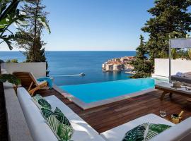 Villa T Dubrovnik - Wellness and Spa Luxury Villa with spectacular Old Town view, villa in Dubrovnik