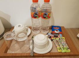 EVA SKY, готель у місті Meulaboh