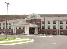 Holiday Inn Express & Suites Cumberland - La Vale by IHG