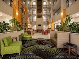Holiday Inn Express & Suites Atlanta Southwest-Fairburn, khách sạn ở Fairburn