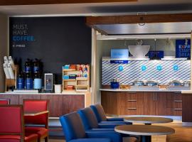 Holiday Inn Express & Suites - Madison West - Middleton by IHG, hotel v destinaci Middleton