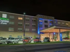 Holiday Inn Express & Suites - Mishawaka - South Bend, an IHG Hotel