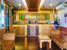 Semerah Garden Hotel, hotel en Pontian Kecil