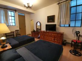 Home Sweet Home, δωμάτιο σε οικογενειακή κατοικία σε Κουερναβάκα