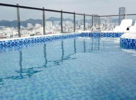 Sen Vang Luxury Hotel โรงแรมที่มีสระว่ายน้ำในญาจาง