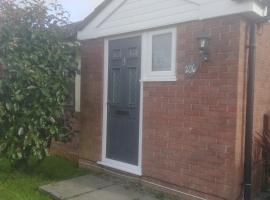 Little Cosy Cwtsh, vacation rental in Pontyclun