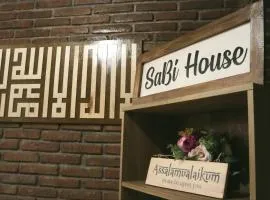 Sabi Guest House with Strategic Hostel Styles at Prawirotaman Tourist Area by Sabi House