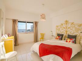 Modern Apartment by the Sea, beach rental in Quarteira