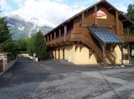 L'Albaron, hotel sa Modane