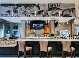 Holiday Inn & Suites Philadelphia W - Drexel Hill by IHG