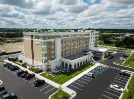 Holiday Inn & Suites - Farmington Hills - Detroit NW, an IHG Hotel, hotell i Farmington Hills