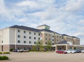 布盧明頓機場假日套房酒店，伊利諾斯州中部區域機場 - BMI附近的飯店