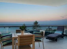 Iconic Apartments 704