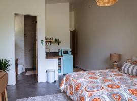 Studio on the Fairway Chewelah Golf Course – hotel w mieście Chewelah