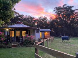 Ionaforest Yurt, glamping v destinácii Wingello