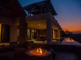 MANZINI RIVER HOUSE - Mjejane Private Game Reserve, Greater Kruger National Park