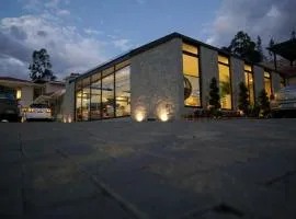 Hosteria Santa Ana