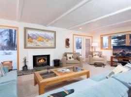 Wister A, hotel near Jackson Hole Airport - JAC, 