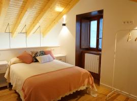 Apartamentos Turísticos El Peñón, aparthotel in Tapia de Casariego