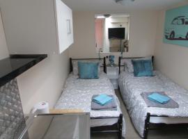 Independent two bed en-suite annex, close to city, appartement à Cambridge