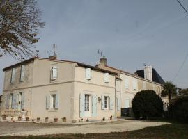 Gîte du Château, holiday rental in Allas-Bocage