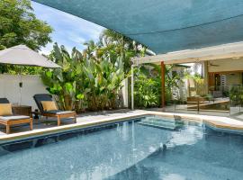 Vista Hillview Family Villa, hotel with pools in Stratford