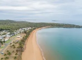 Grasstree Beach Shacks