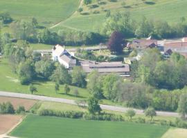 Gästehaus am Reiterhof Mutschler, гостьовий будинок у місті Donzdorf