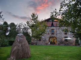 Casa Rural Jesuskoa, porodični hotel u gradu Zumaja