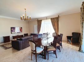 Vila De la Lugas, kh&aacute;ch sạn 3 sao ở Oradea