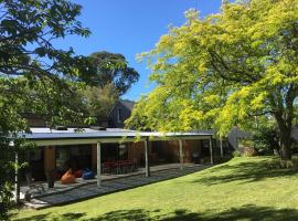 Korepo Lodge @ Ruby Bay, hotel cerca de Neudorf Vineyards, Nelson