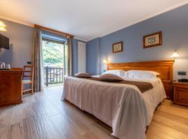 Hotel Du Glacier: La Thuile şehrinde bir otel