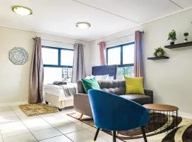 Insaka's 2 Greenlee Apartment - Greenlee Lifestyle Centre, Sandton